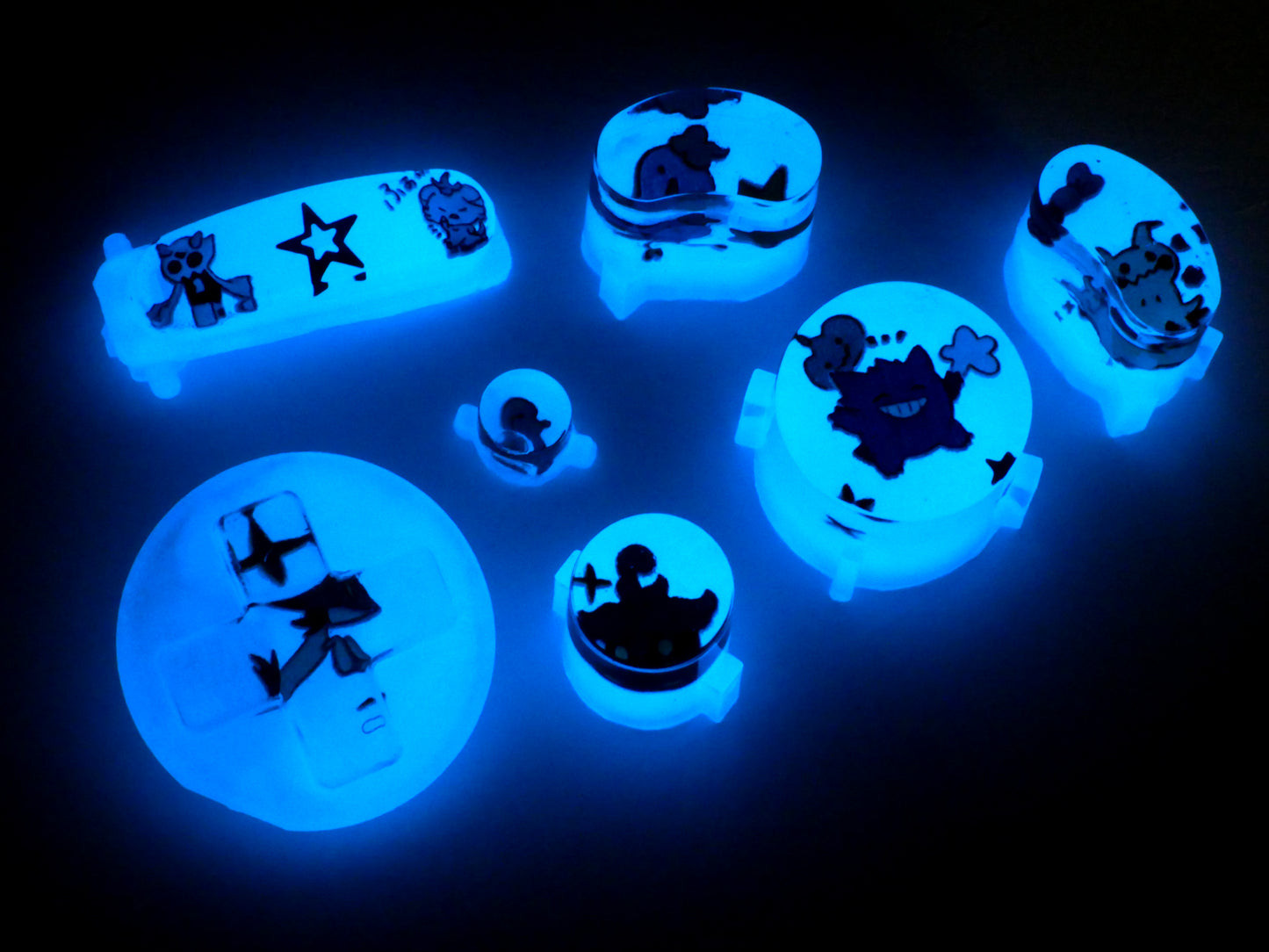 Glow-N-the-Dark Ghost Gamecube Ultimate Buttons Flats