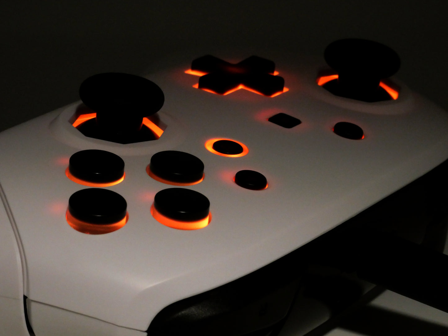 White and Black Mouseclick ProGCC V3.2 Wired